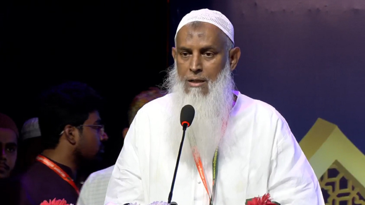 কওমি মাদ্রাসার অবদানের কথা স্মরণ করে যা বললেন ধর্মমন্ত্রী