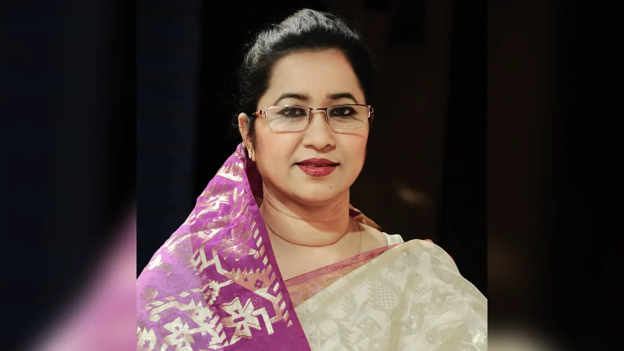 ‘জাকাতের চেয়ে চাঁদাবাজি ভালো’ ব্যাখ্যা দিলেন নিলোফার মনি