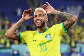 ফুটবল ইতিহাসে নিজের নাম লিখেছি : নেইমার