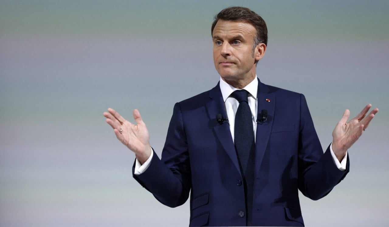 গ্রিনল্যান্ড ইস্যুতে শুল্ক হুমকি ‘অগ্রহণযোগ্য’, ট্রাম্পের বিরুদ্ধে কড়া বার্তা ম্যাক্রোঁর