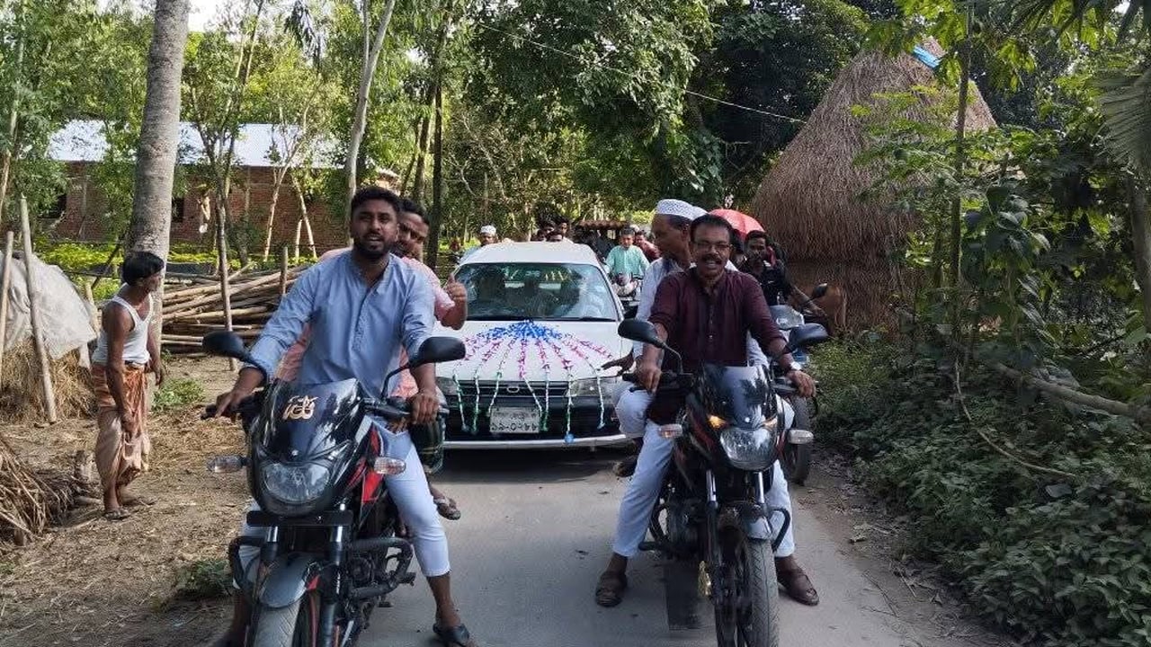 ইমামকে রাজকীয় বিদায়ী সংবর্ধনা