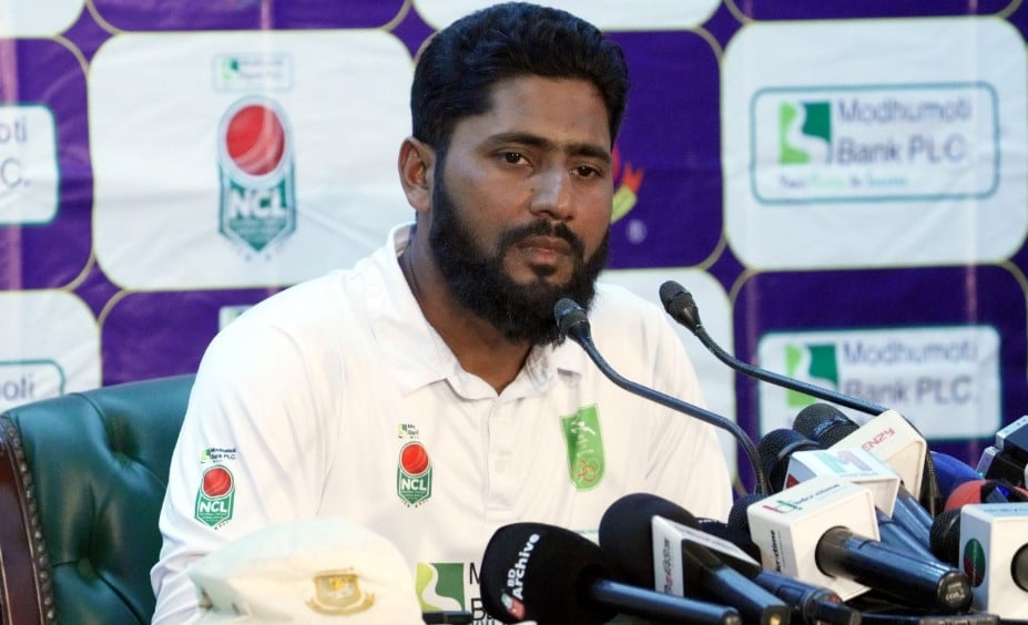 লিগ বন্ধ নিয়ে ক্ষোভ ঝাড়লেন ইমরুল কায়েস