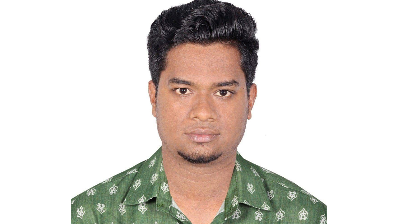 ডাকসু নির্বাচনে ভোট চেয়ে ছাত্রদল নেতা বহিষ্কার