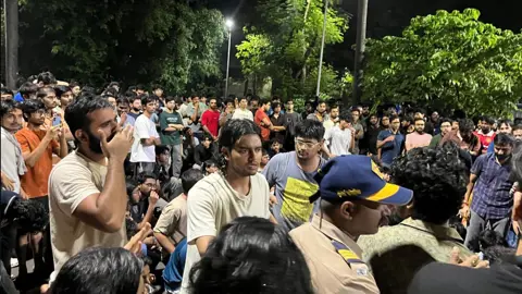 জাতপাতের বিরুদ্ধে ক্ষোভে ফুঁসছে ছাত্রসমাজ, শিক্ষার্থীর আত্মহত্যা ঘিরে উত্তাল ভারত