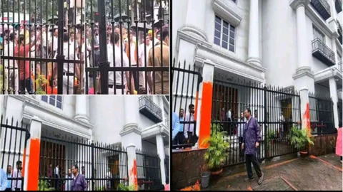 ‘গেরুয়া গুন্ডামি’ শিরোনাম ঘিরে উত্তেজনা, আনন্দবাজার পত্রিকা অফিসে হামলা