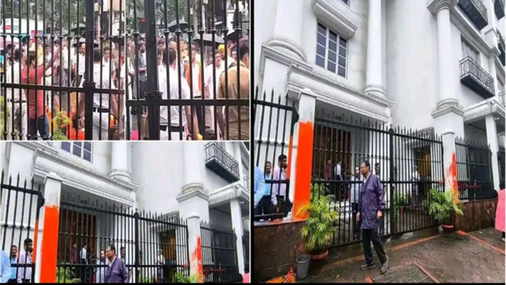‘গেরুয়া গুন্ডামি’ শিরোনাম ঘিরে উত্তেজনা, আনন্দবাজার পত্রিকা অফিসে হামলা