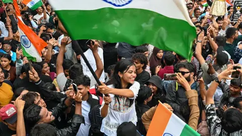 ভারত-ইসরাইলের তৈরি অস্ত্রে নৃশংসতার শিকার গাজা-কাশ্মীর