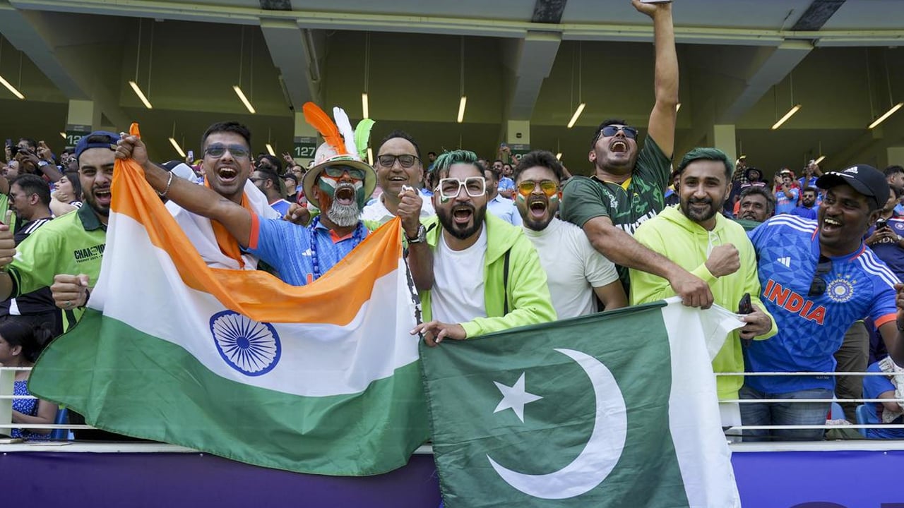 কলম্বোয় ক্রিকেট উন্মাদনা: ভারত–পাকিস্তান ম্যাচের টিকিট শেষ, ভাড়া আকাশছোঁয়া
