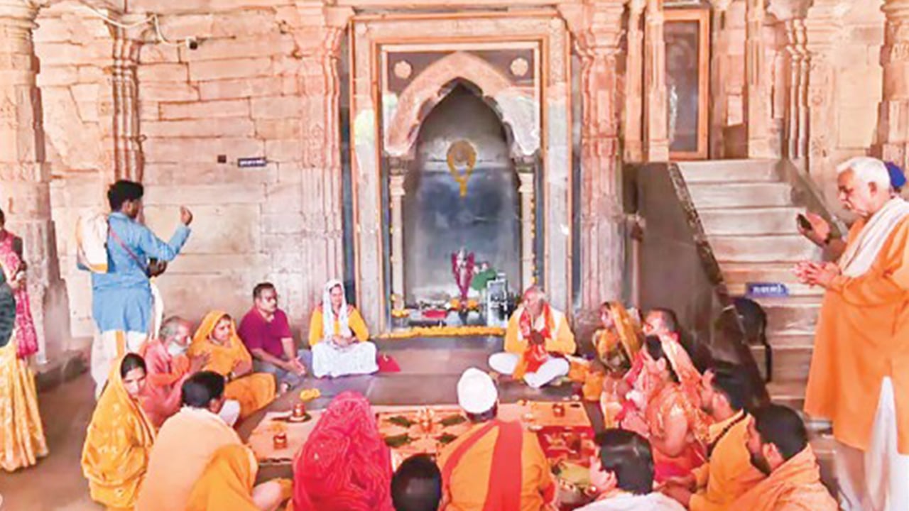 ‘হিন্দু শাসনই ভারত চালায়’