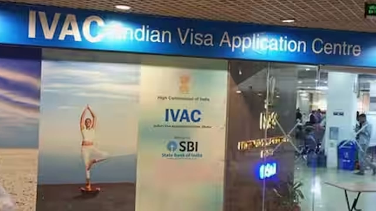 নিরাপত্তা শঙ্কায় দুপুর ২টায় বন্ধ হচ্ছে ভারতীয় ভিসা সেন্টার