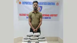 ঢাকায় ভারতীয় নাগরিক গ্রেপ্তার, ৪ কেজি কুশ উদ্ধার