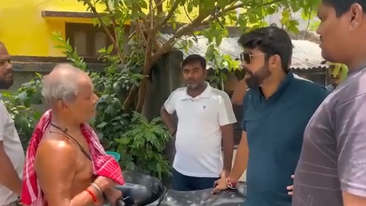 হিন্দুপাড়ায় মুসলিম থাকবে কেন? বৃদ্ধ দম্পতির বাড়িতে চড়াও বিজেপির ‘ধর্মরক্ষক’রা