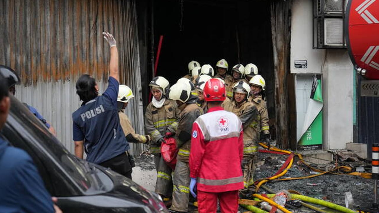 জাকার্তায় ভবনে আগুন, নিহত ২০