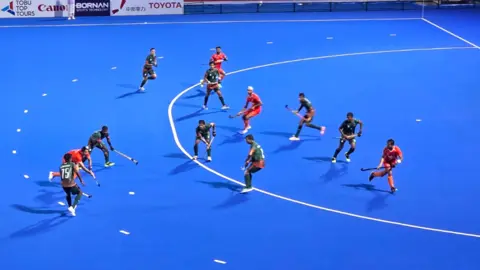 ভারতের কাছে বড় ব্যবধানে হারল বাংলাদেশ