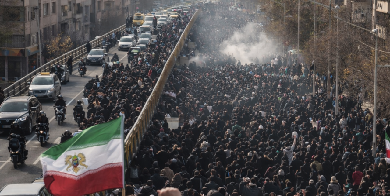 ইরানে সরকারবিরোধী বিক্ষোভে প্রাণহানি ৬ হাজার ছাড়াল