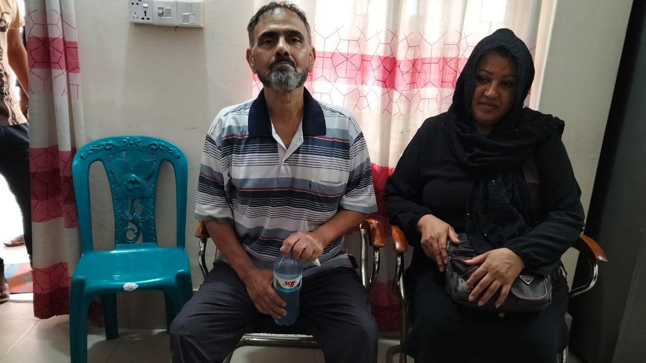 তারাগঞ্জে ইরানি দুই পর্যটকের ওপর হামলা ও ছিনতাই, গ্রেপ্তার ৪