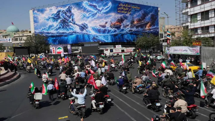 প্রলয়ংকরী যুদ্ধের হুঁশিয়ারি ইরানের, ঝুঁকিতে উপসাগরীয় দেশগুলো