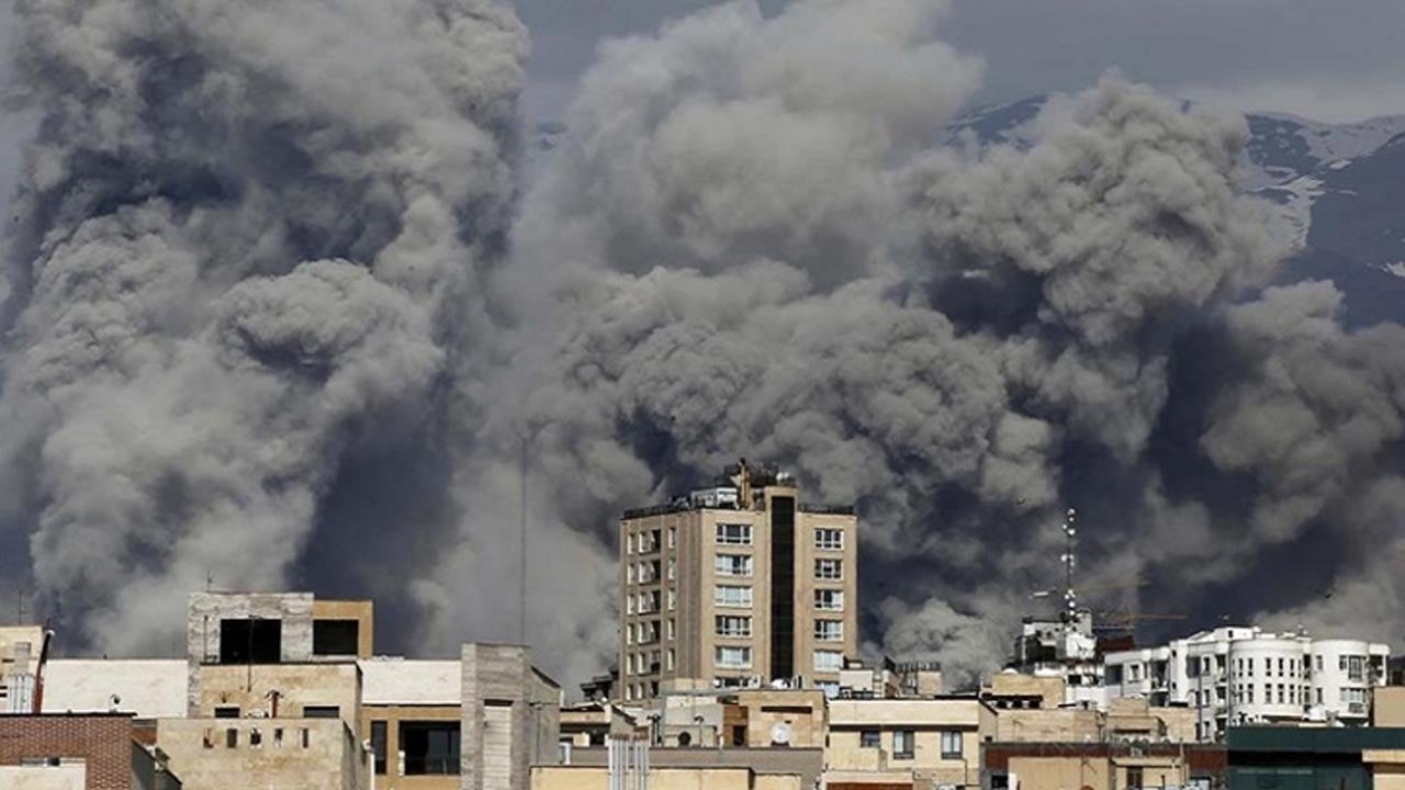 হামলায় পরিবারের সদস্যসহ ইরানি জেনারেল নিহত