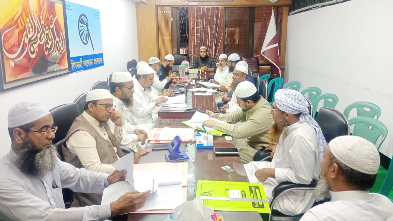 শ্রমিকদের সামাজিক নিরাপত্তার আওতায় আনতে হবে : শ্রমিক আন্দোলন