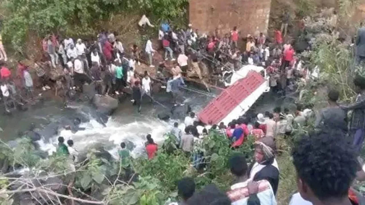 ইথিওপিয়ায় সড়ক দুর্ঘটনায় নিহত ৭১