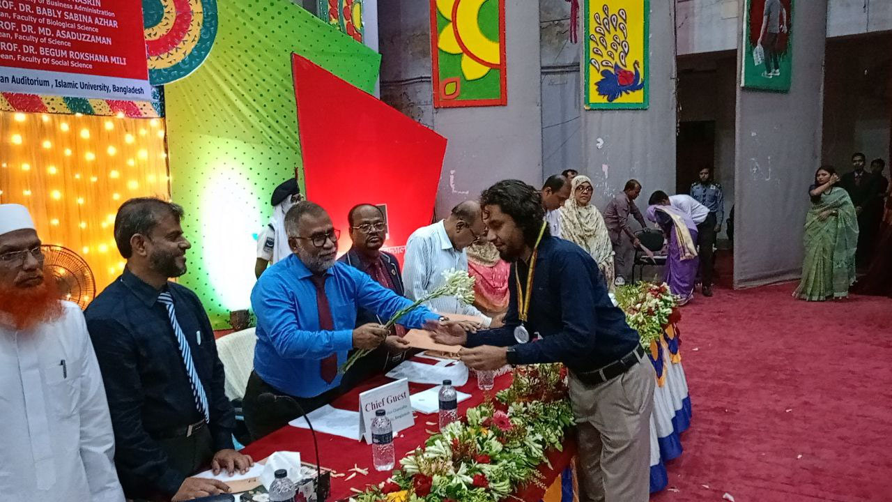 ডিনস অ্যাওয়ার্ড পেলেন ইবির ৩৫ শিক্ষার্থী
