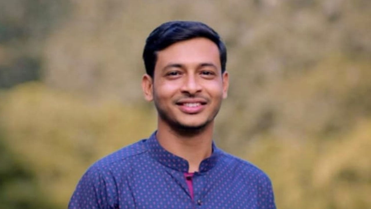 ইবির সেই বিতর্কিত সহকারী অধ্যাপক চাকরিচ্যুত