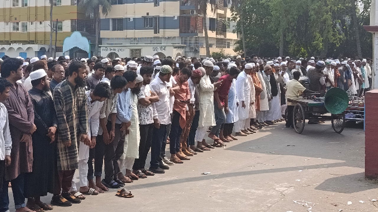 ইবি শিক্ষিকা রুনার জানাজা সম্পন্ন