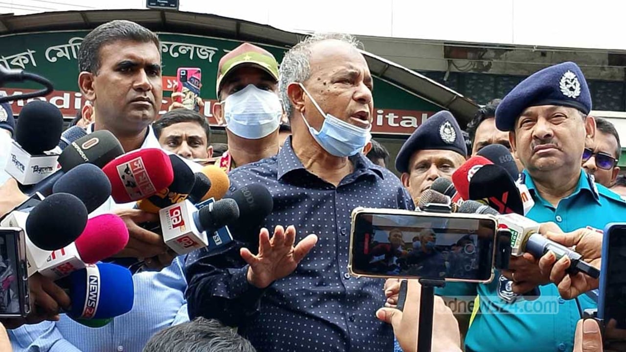 সন্ত্রাসীরা পিস্তল ব্যবহার করেছে: স্বরাষ্ট্র উপদেষ্টা