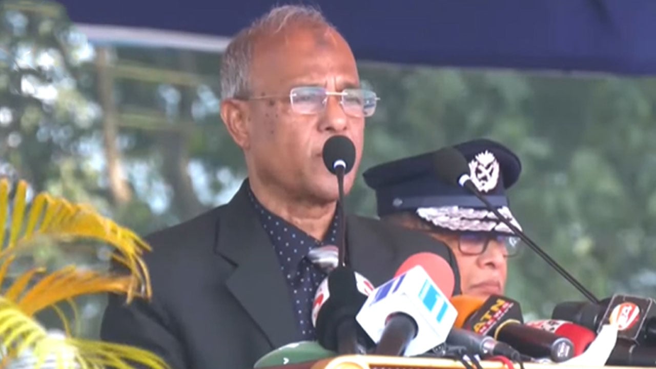 ‎পুলিশ কোনো রাজনৈতিক দলের রক্ষক নয়, তারা রাষ্ট্রের কর্মচারী