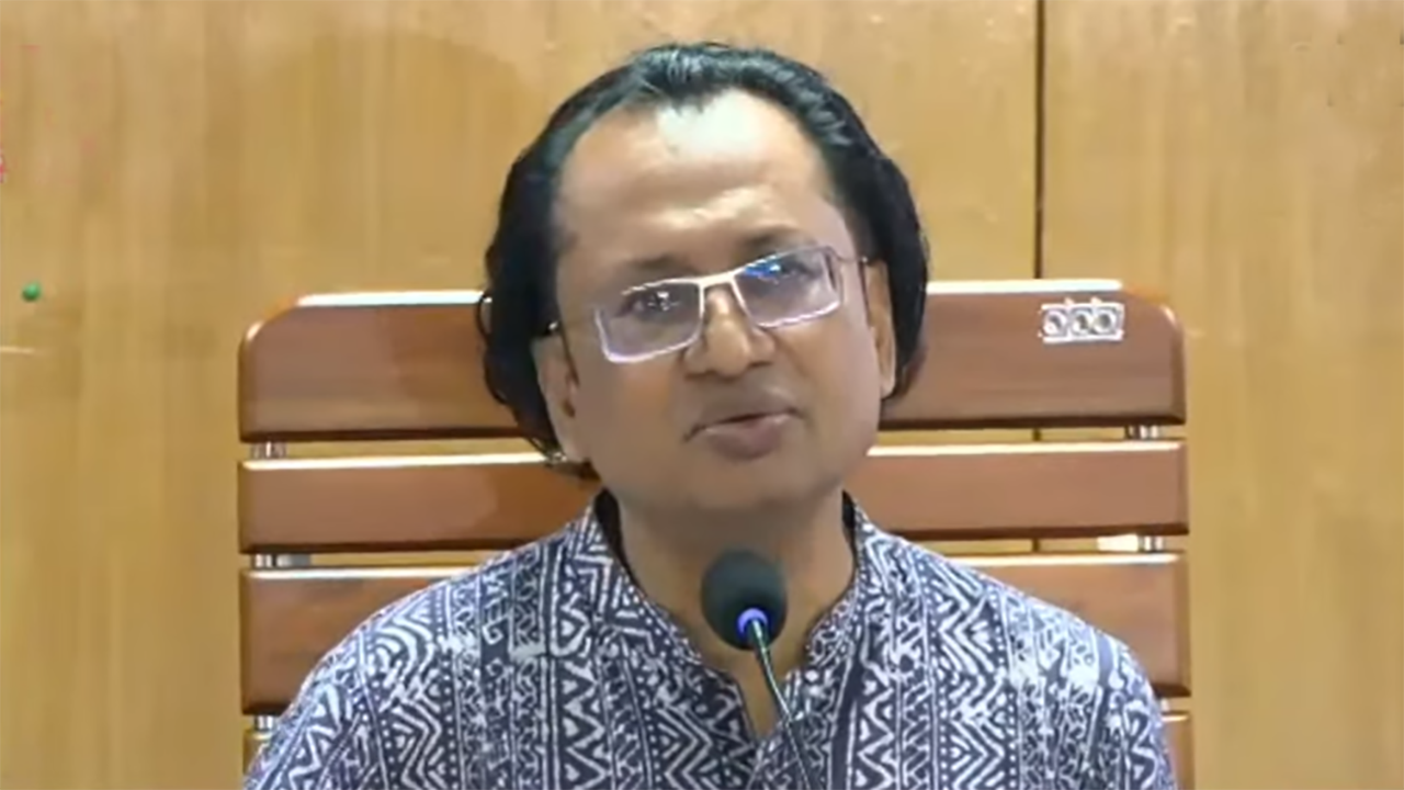  লোডশেডিং কমানোর চেষ্টা করছে সরকার
