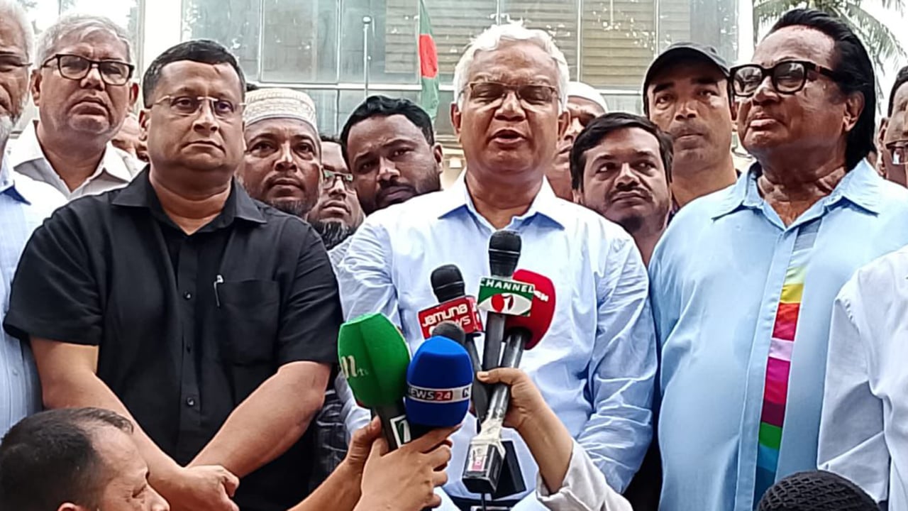 জনগণই ঠিক করবেন কে কাকে লাল কার্ড দেখাবে: ডা. জাহিদ