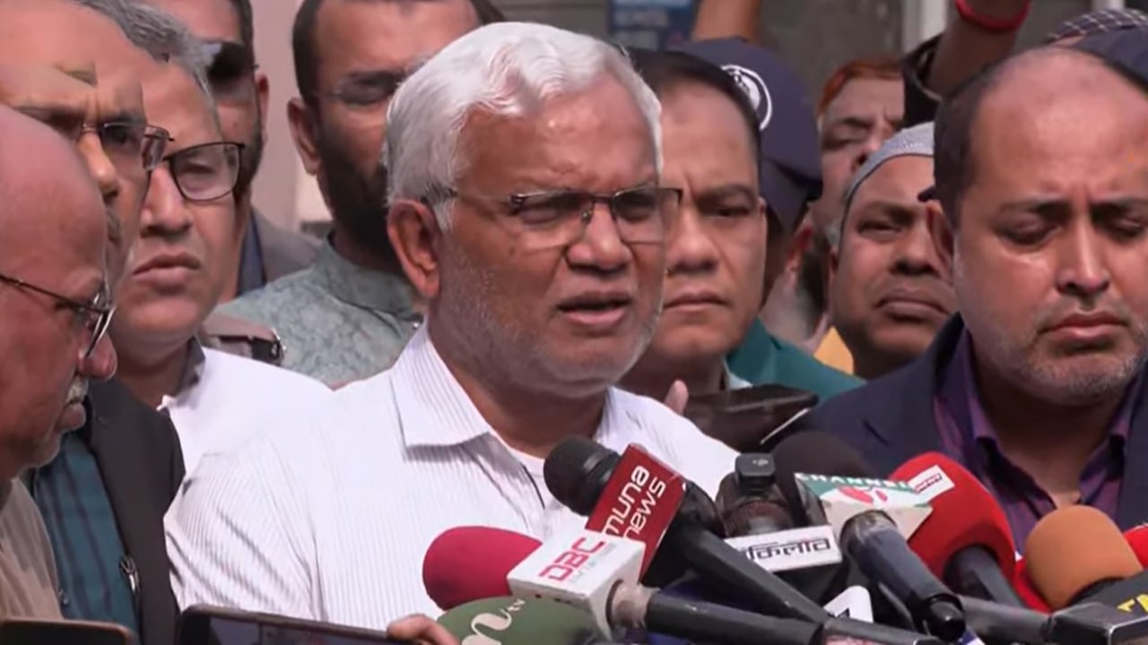 খালেদা জিয়ার সর্বশেষ অবস্থা জানাচ্ছেন ডা. এ জেড এম জাহিদ