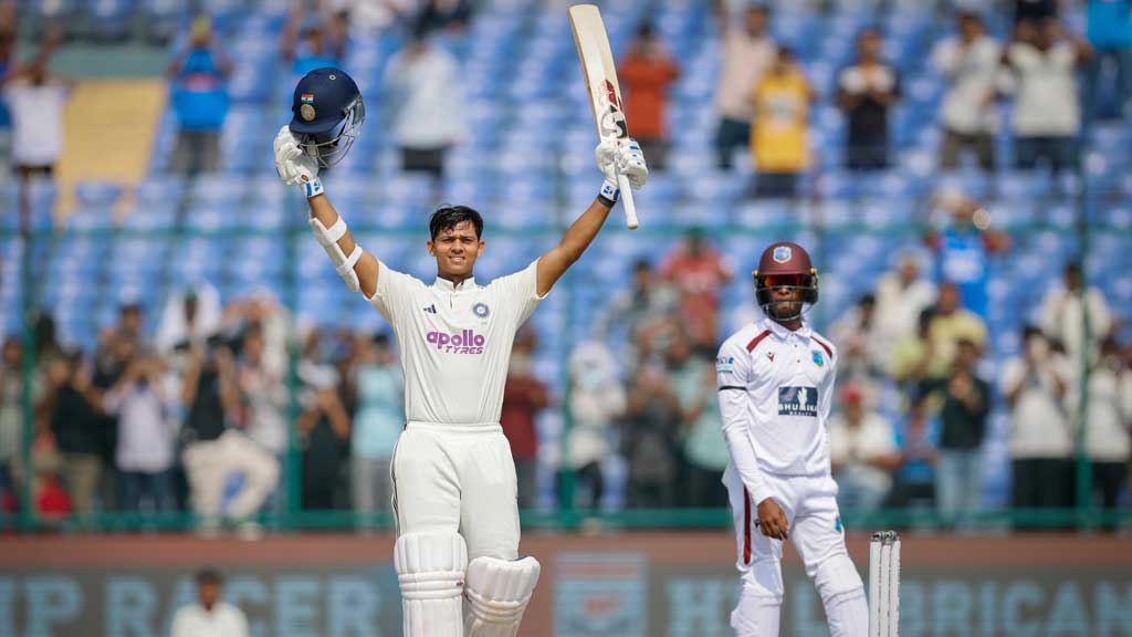 জয়সওয়ালকে লারার আকুতি