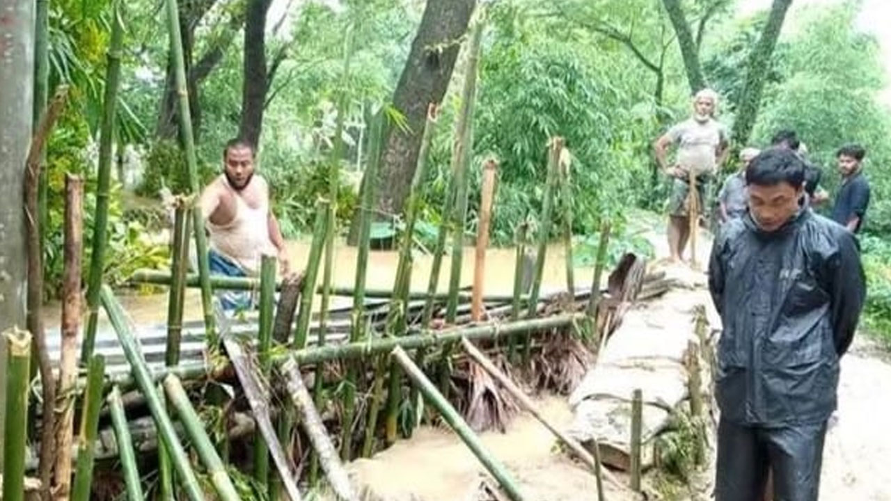 জকিগঞ্জে বন্যা পরিস্থিতির অবনতি, নতুন নতুন ডাইকে ভাঙন