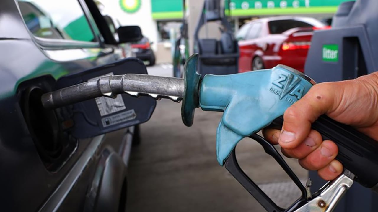 জ্বালানি নিয়ে সারা দেশে তুলকালাম, হাহাকার