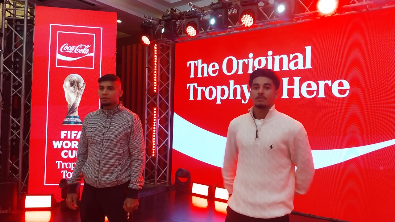 জামাল-মোরসালিনদের সঙ্গে ফিফা ট্রফি ঘিরে ফুটবলপ্রেমীদের উচ্ছ্বাস