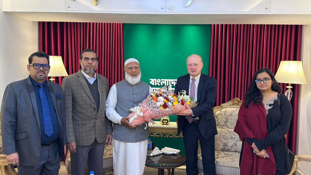 জামায়াত আমিরের সঙ্গে জার্মান রাষ্ট্রদূতের সৌজন্য সাক্ষাৎ