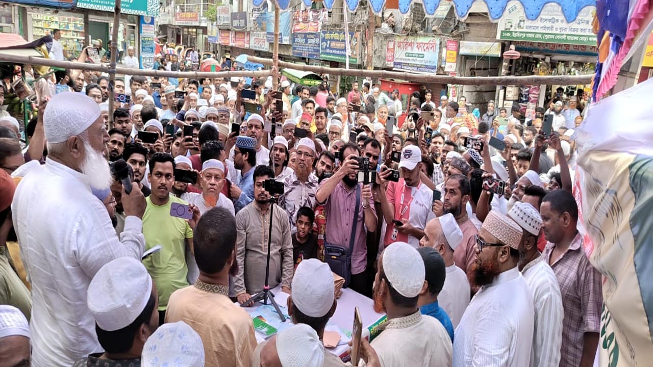 বিজয়কে টেকসই করতে ঐক্যবদ্ধ হতে হবে: জামায়াত আমির