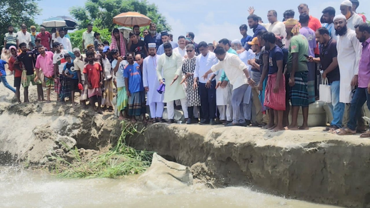 যমুনার বাম তীর রক্ষায় বাঁধ নির্মাণে পাঁচ এমপির উদ্যোগ