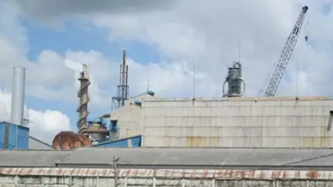 আট মাস পর উৎপাদনে ফিরল যমুনা সার কারখানা