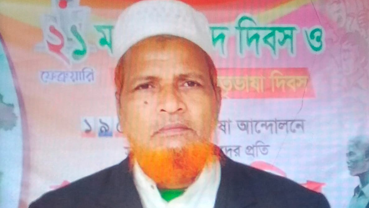 মাদরাসায় না এসেও হাজিরা খাতায় স্বাক্ষর সুপারের