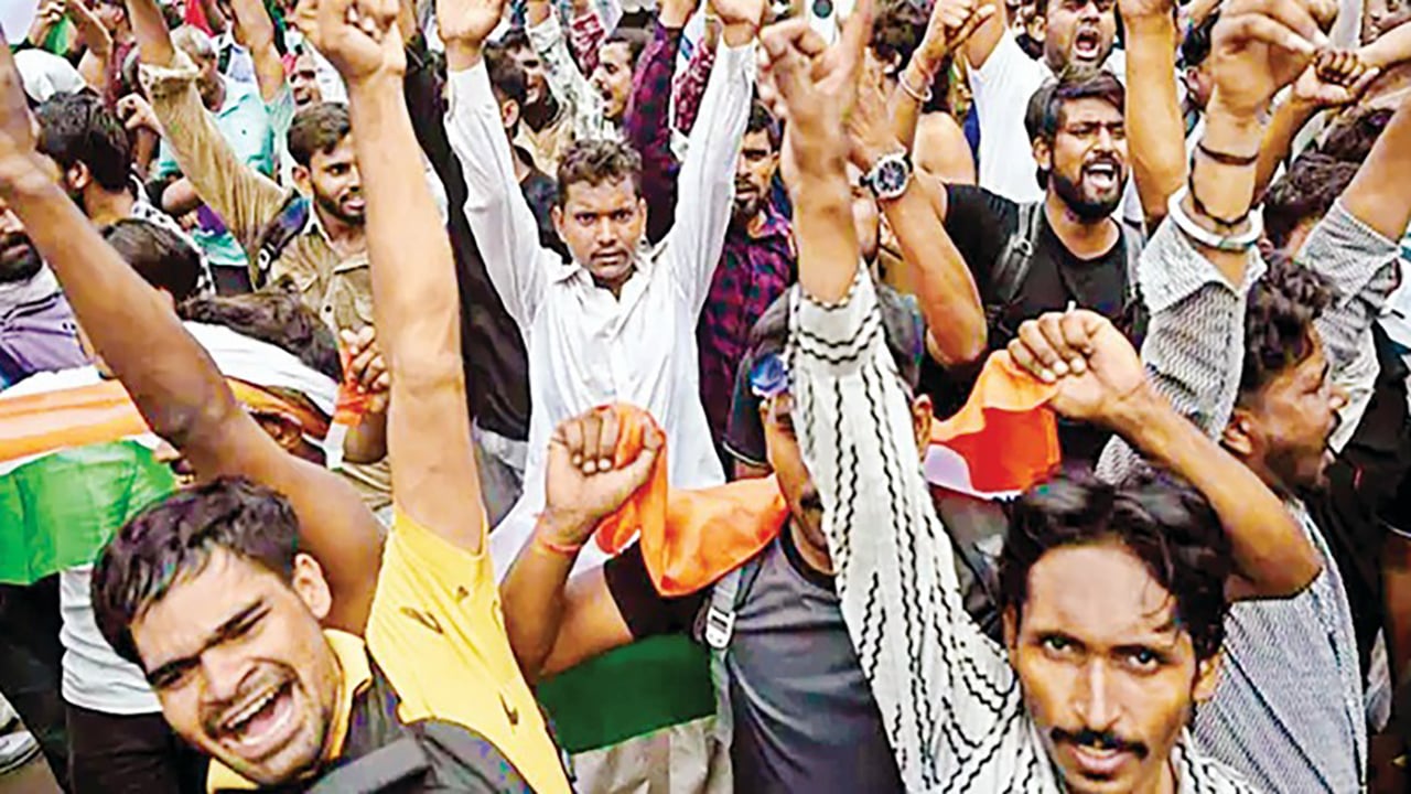 বিভক্ত রাষ্ট্রে জেন-জি বিদ্রোহের অপেক্ষা