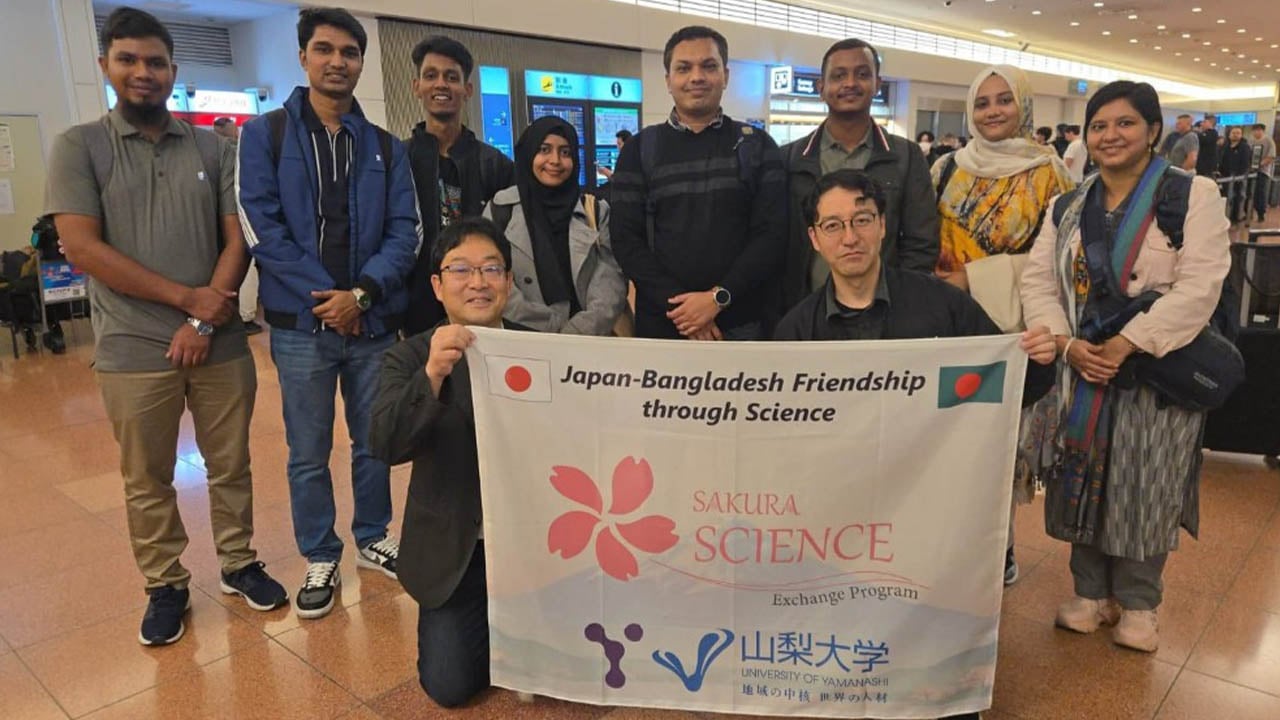 ‘কৃষিতে কৃত্রিম বুদ্ধিমত্তা’ শিখতে জাপানে