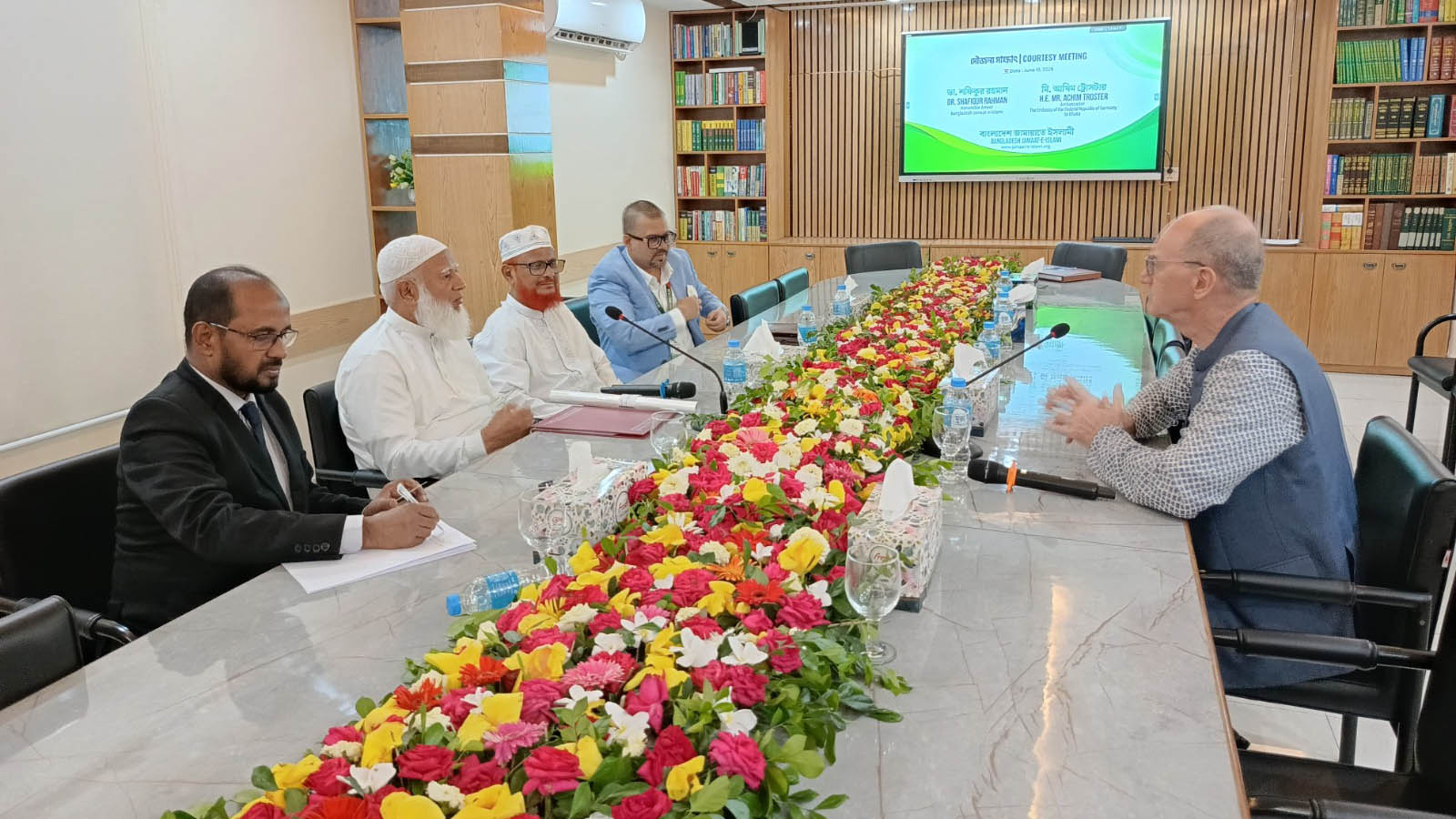 জার্মান রাষ্ট্রদূতের সাথে আমীরে জামায়াতের বৈঠক অনুষ্ঠিত