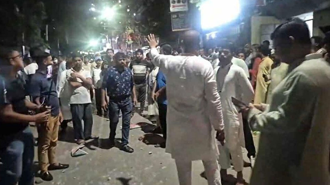 জাতীয় পার্টির কার্যালয়ের সামনে সংঘর্ষ, সেনা মোতায়েন