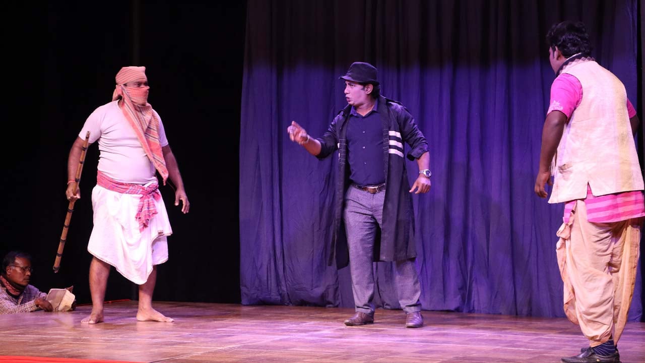 শুরু হলো মাসব্যাপী যাত্রাপালা প্রদর্শনী