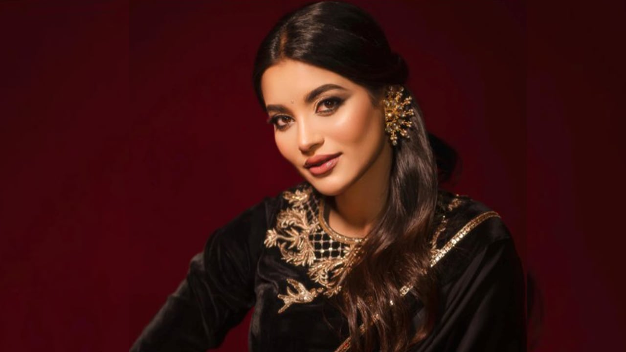 রইদ সিনেমায় দ্বৈত ভূমিকায় তুষি
