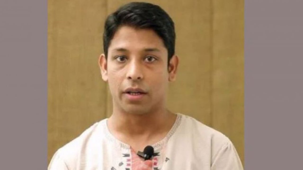 ঢাবি ছাত্রীর আত্মহত্যা: শিক্ষক সুদীপ চক্রবর্তী কারাগারে