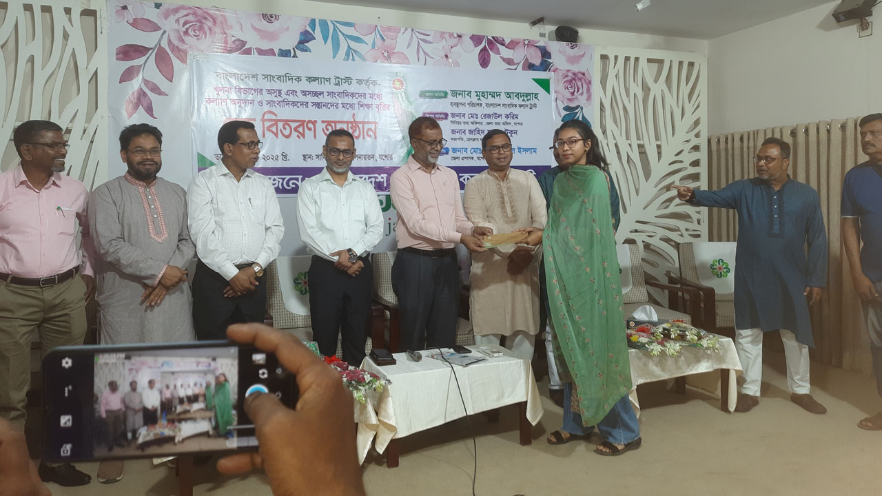 গণমাধ্যম সংস্কার কমিশনের সুপারিশ বাস্তবায়ন সহজ হবে না: এম আবদুল্লাহ
