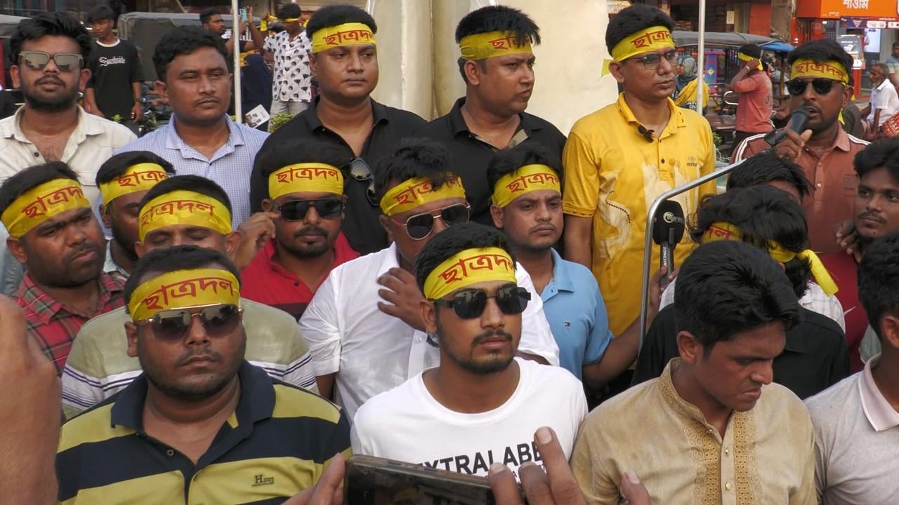 ঝিনাইদহে নবগঠিত ছাত্রদলের কমিটি থেকে ৩ নেতার পদত্যাগ